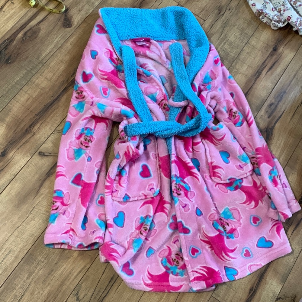 💜5 for $25💜Trolls Poppy bath robe size 12